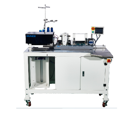 Automatic unit for pocket hemming
